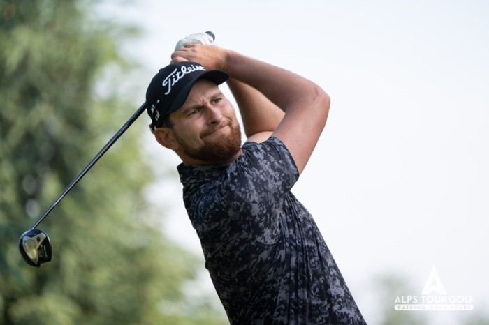 Ludovico Addabbo primer lider en Croara Alps Open. 