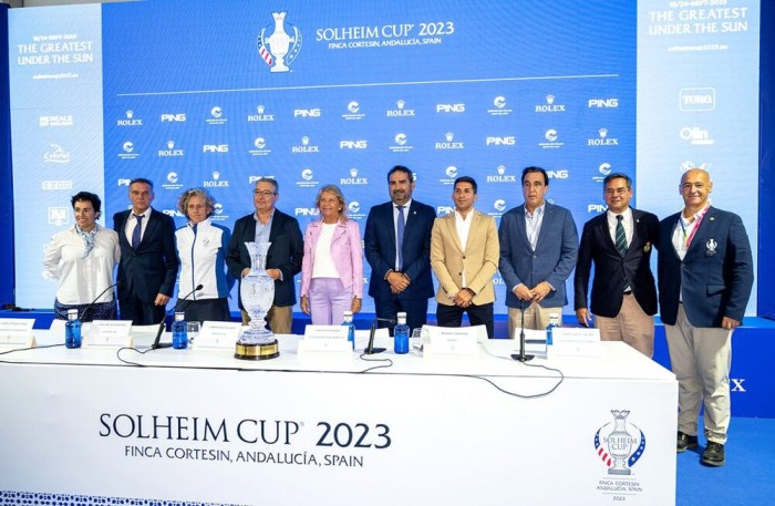 Bandera de salida para la Solheim Cup 2023