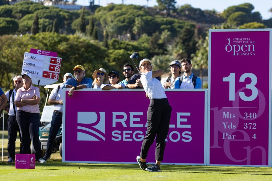 Kirsten Rudgeley resiste en el liderato en el Andalucía Costa del Sol Open de España