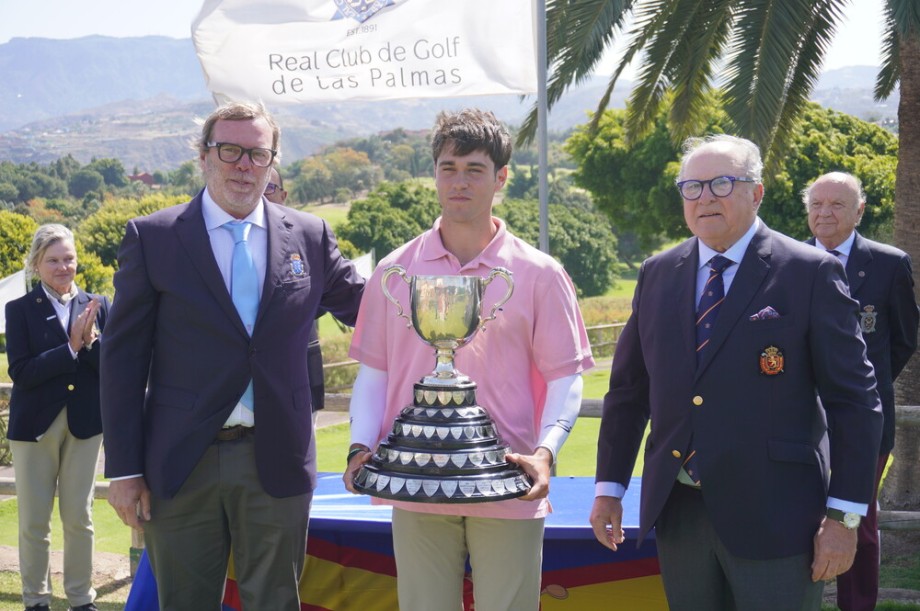 Alejandro de Castro, flamante ganador de la Copa Nacional Puerta de Hierro