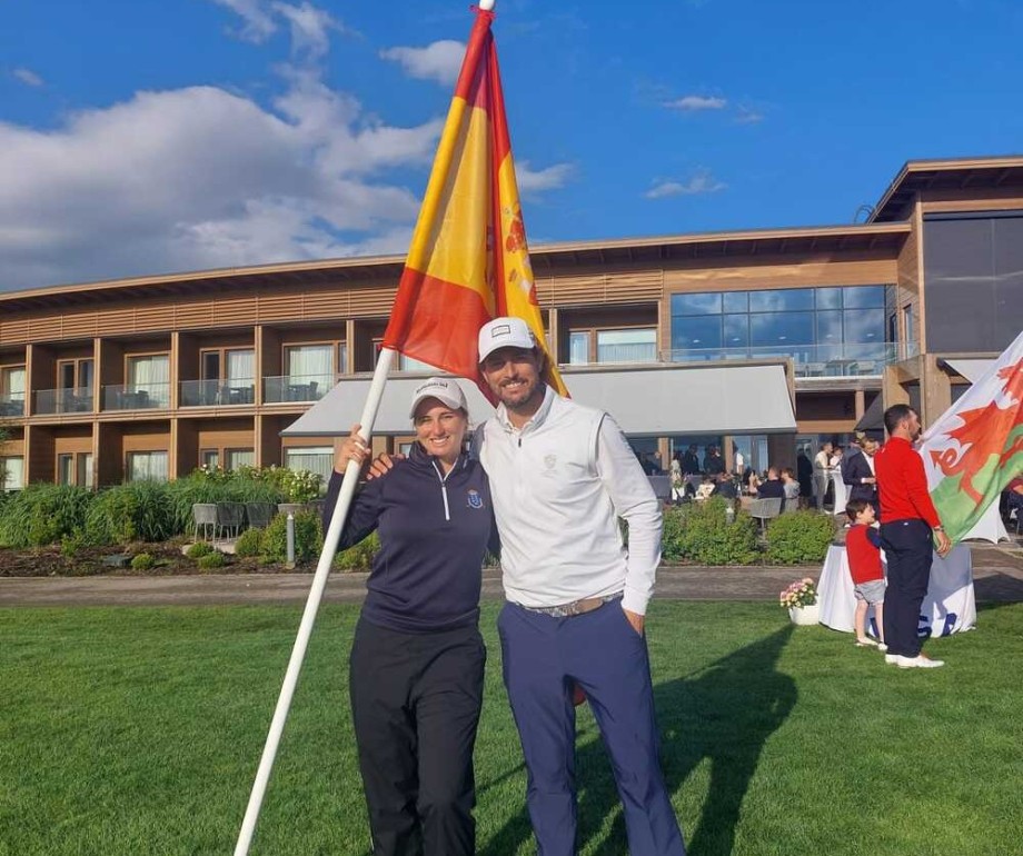 Alicia Fajardo y Óscar Sánchez brillan en el Mid Amateur Europeo