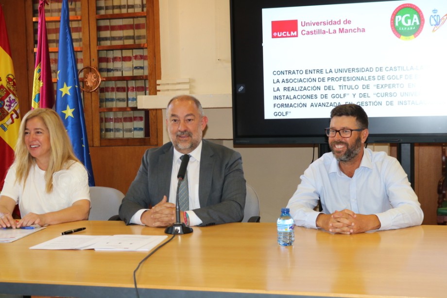 La PGA y la UCLM firman un acuerdo pionero en el sistema universitario español.