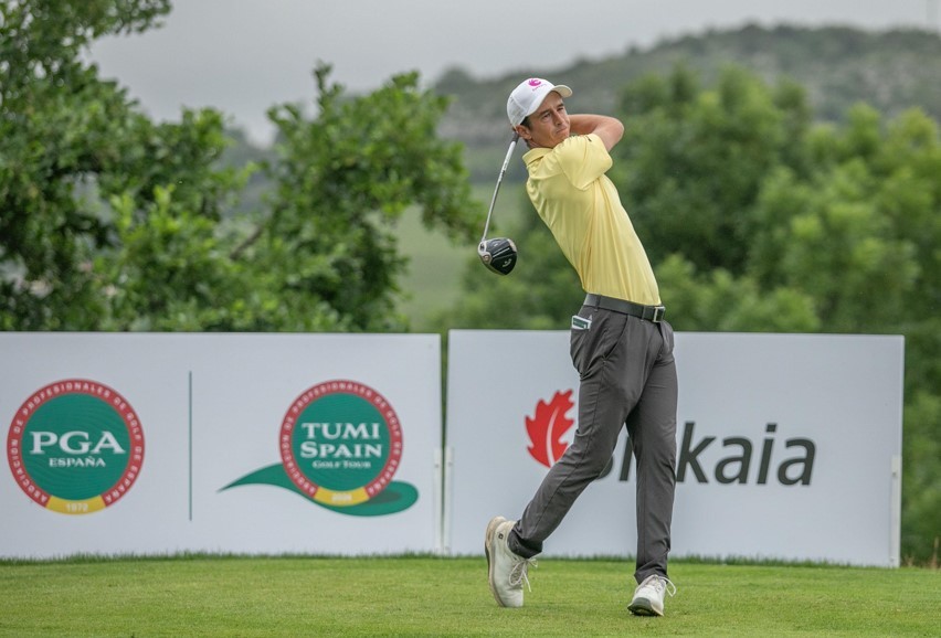 Marcos Pastor, líder de la  primera ronda del III Bizkaia PGAe Open