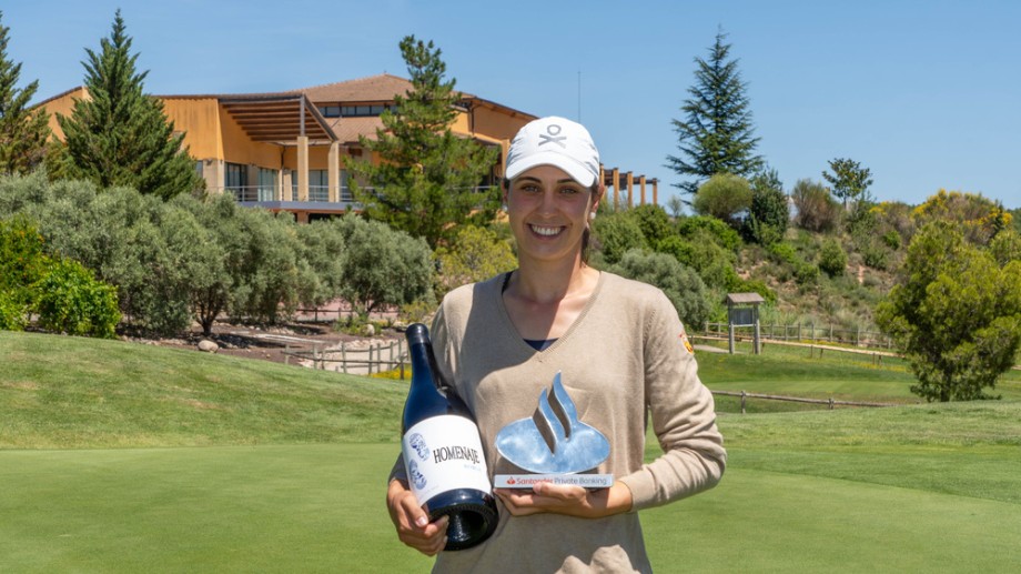 Elena Hualde se proclama campeona del Santander Golf Tour Logroño