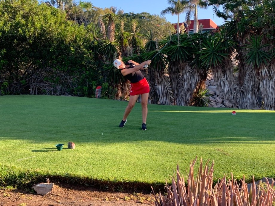 Alicia Fajardo reina en Salobre Golf