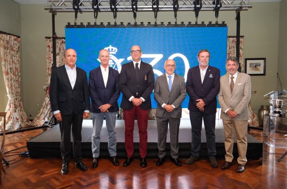 El Real Club de Golf de Las Palmas presenta ante sus socios el libro sobre su  historia