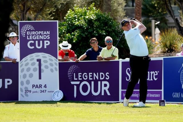 Gran enfrentamiento entre el escocés Paul Lawrie y el in glés Phillip Archer por la European Legends Cup