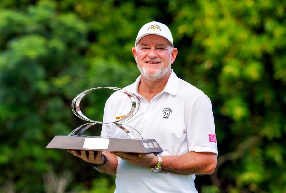 Baker defiende su título con brillantez en el MCB Tour Championship Mauritus